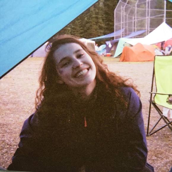 Meet your Posher, Kaitlin - Picture 1 of 1